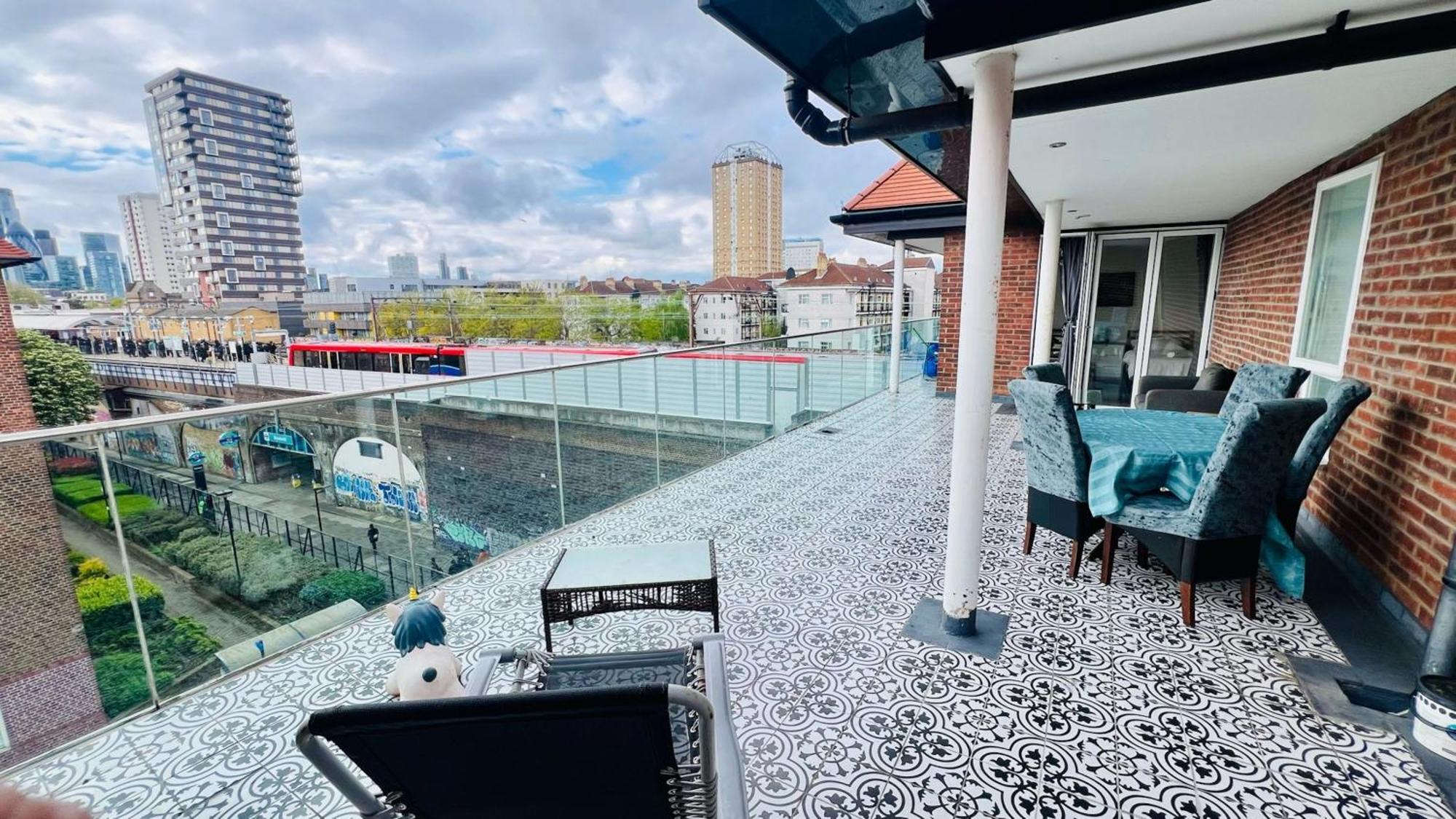 City View Sunset Luxurious Apartment In London Zone-1 Including One Family Twin Room With Its Own Stunning Private Terrace Exterior foto